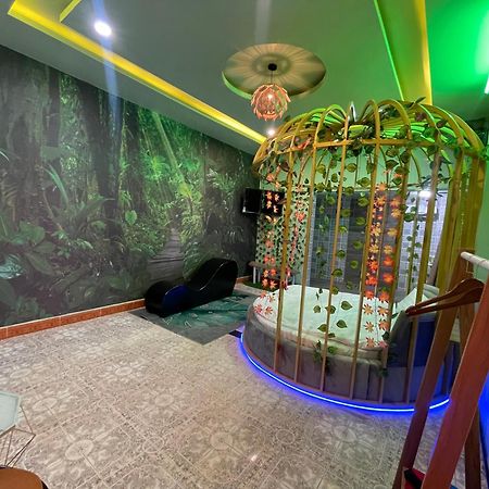 Couple Hotel - Khach San Tinh Yeu Buon Ko Sir Εξωτερικό φωτογραφία