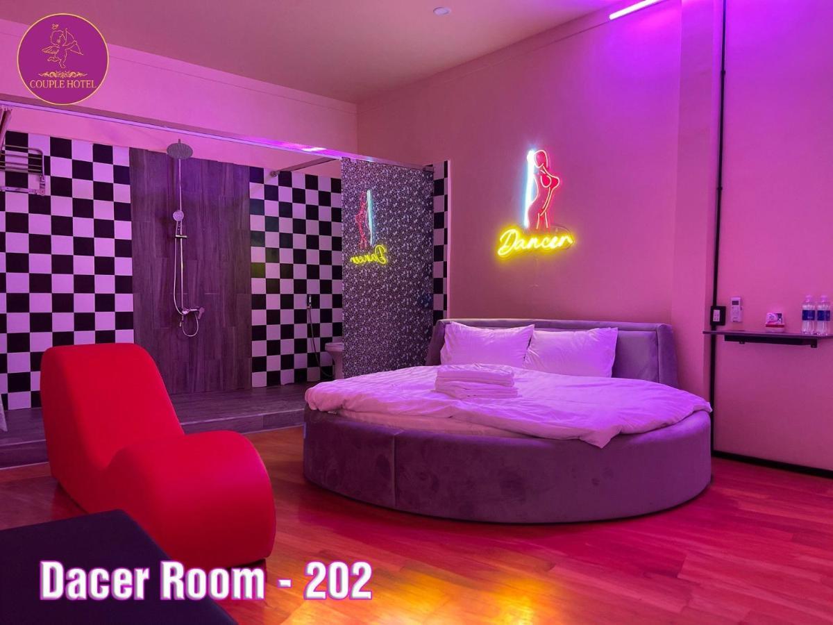 Couple Hotel - Khach San Tinh Yeu Buon Ko Sir Εξωτερικό φωτογραφία