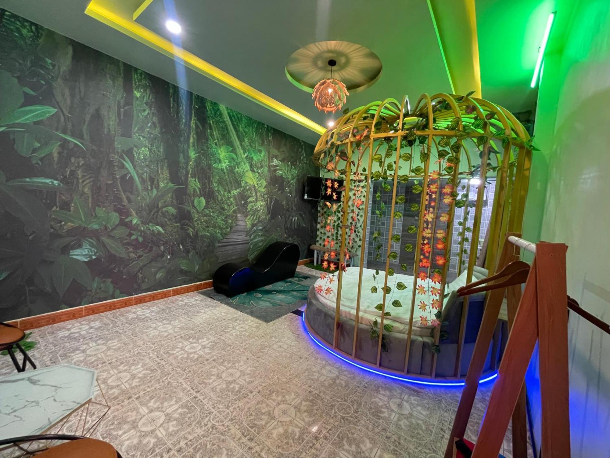 Couple Hotel - Khach San Tinh Yeu Buon Ko Sir Εξωτερικό φωτογραφία